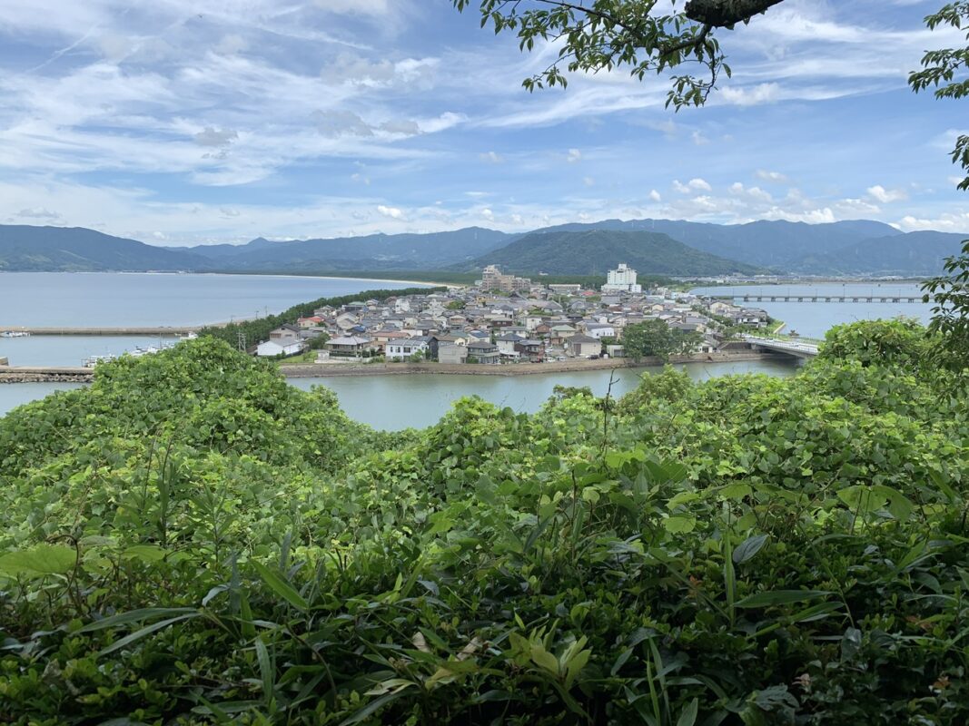 満島山